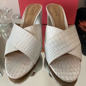 Schutz heel- only worn ONCE, 50 percent off